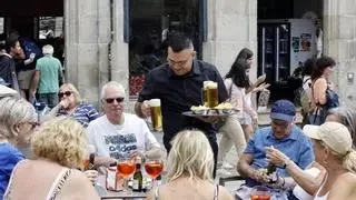 Confirmado: multas de hasta 50.000 euros para los bares y restaurantes que no cierren sus terrazas con calor extremo